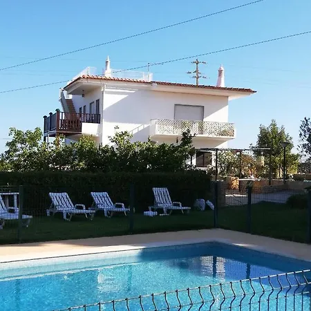 Mila - 3 Bedroom With Pool 펜션 *