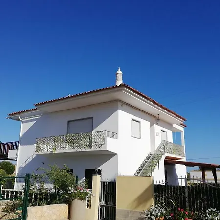 Mila - 3 Bedroom With Pool *