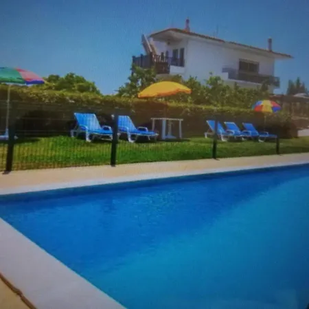Mila - 3 Bedroom With Pool
